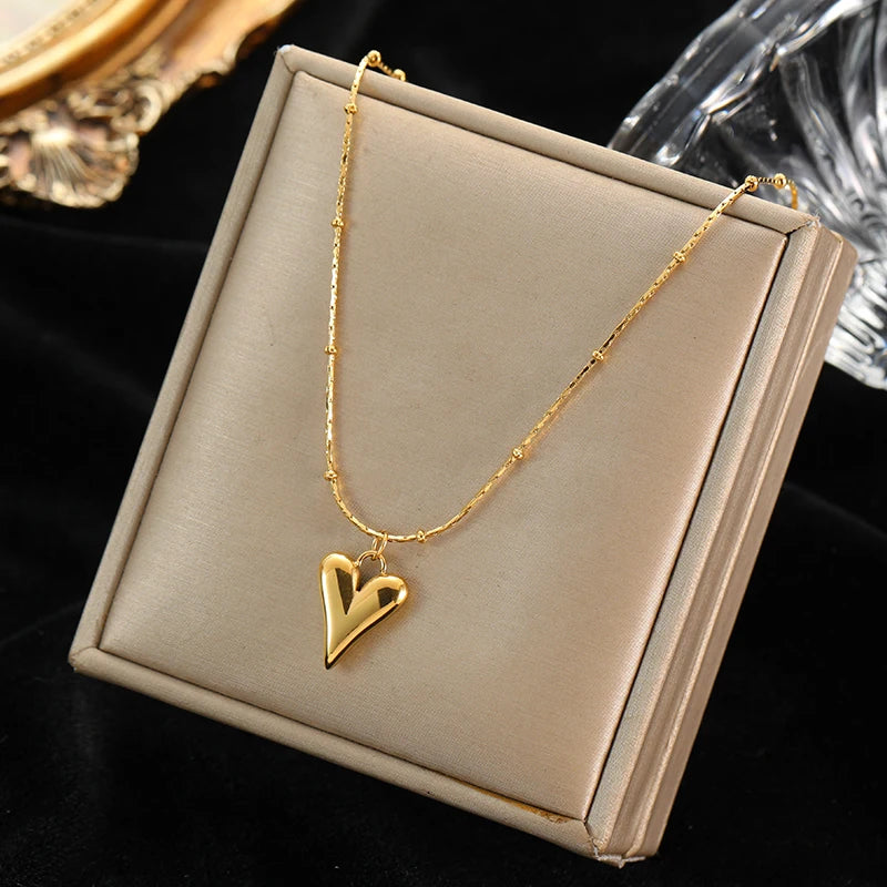 Eilieck 18k Gold Heart Pendant Necklace for Women