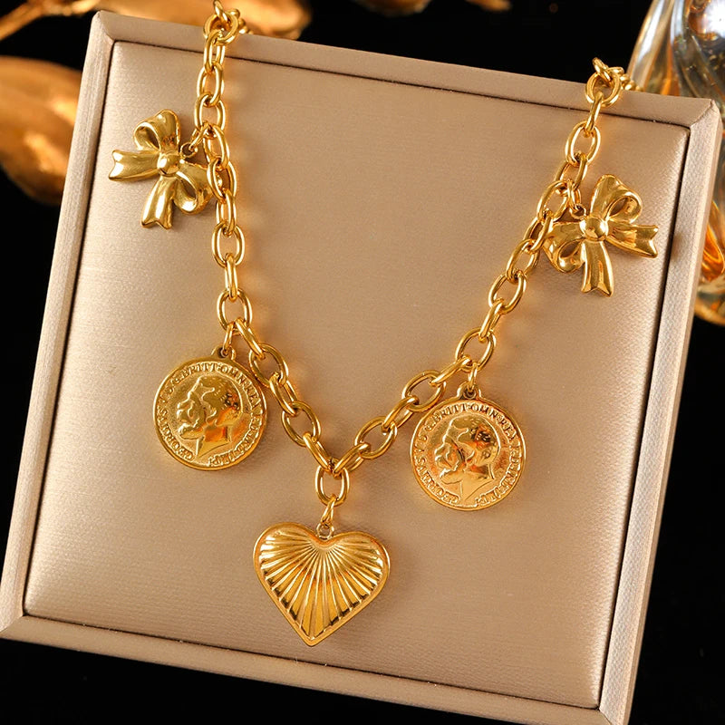Eilieck 18k Gold Heart Pendant Necklace for Women